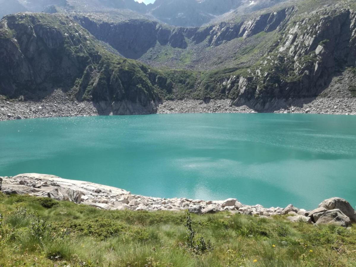 ホテル Rifugio Stella Alpina Saviore dell'Adamello エクステリア 写真