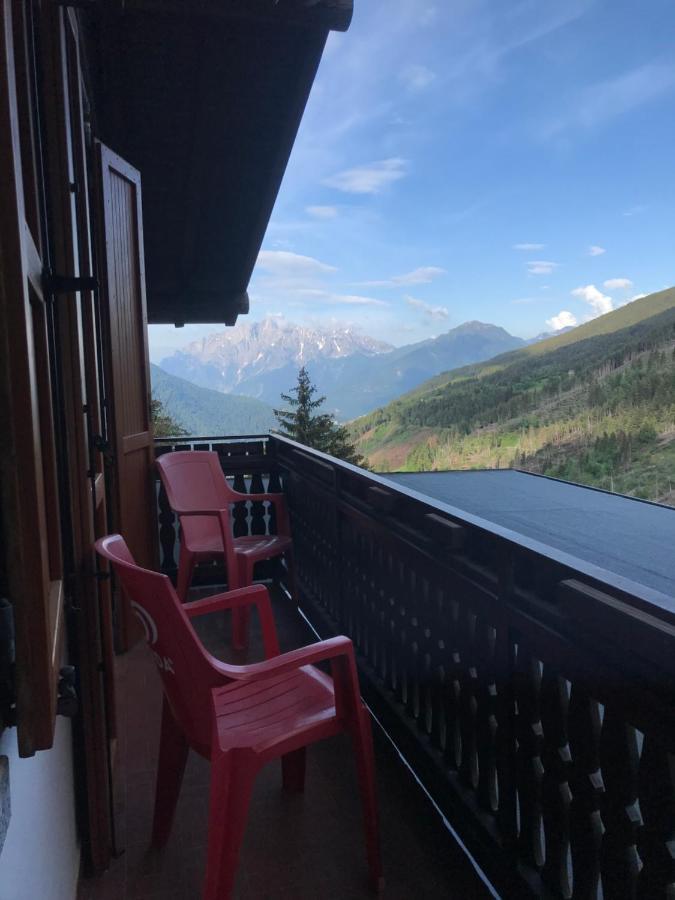 ホテル Rifugio Stella Alpina Saviore dell'Adamello エクステリア 写真