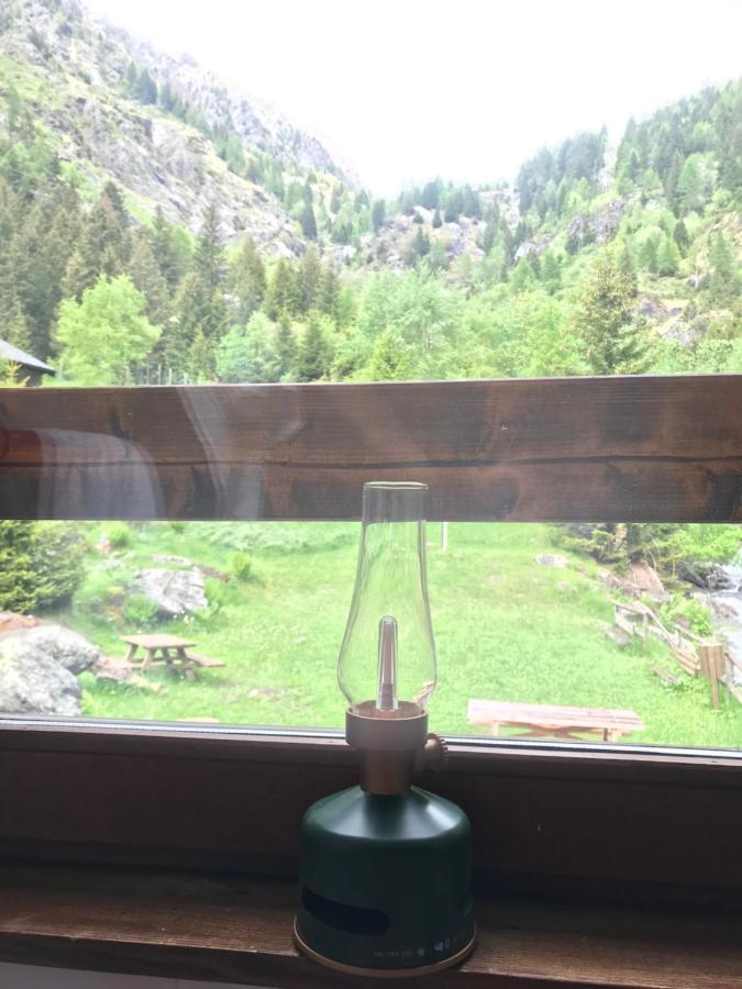 ホテル Rifugio Stella Alpina Saviore dell'Adamello エクステリア 写真